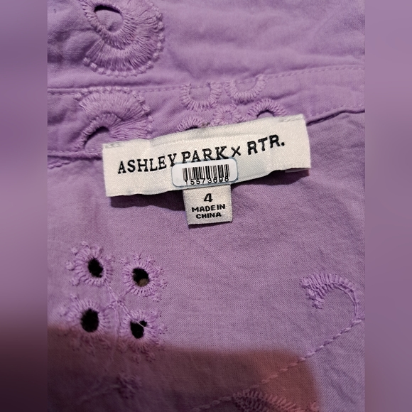 Ashley Park Lavender Eyelet Top - Picture 8 of 10